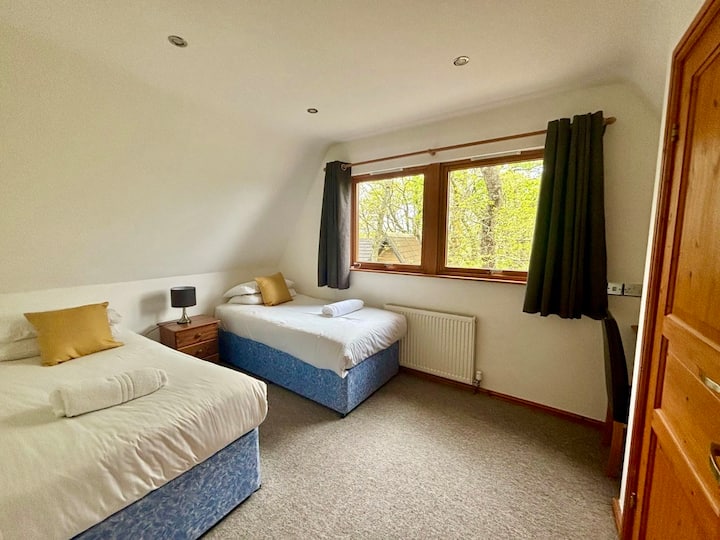 غرفة النوم 2