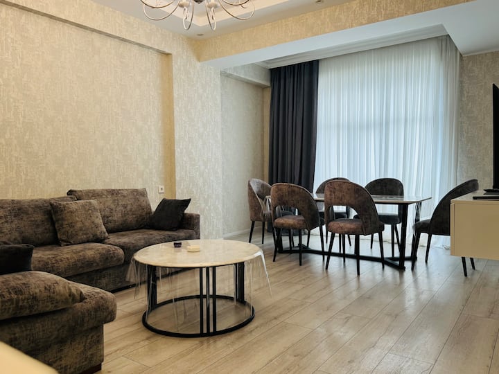 White Diamond | Elegant 2br Apartment Near Metro - Bakú
