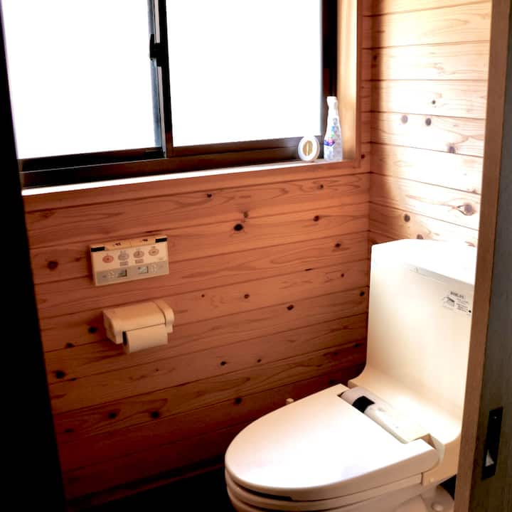 トイレ、リフォーム済です。