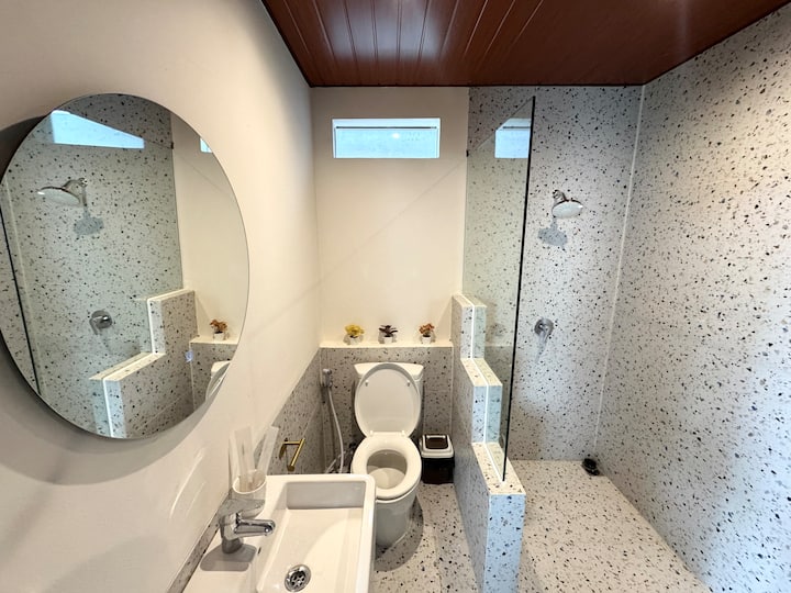 Avana Riverside Villa's - Freesia 7 (With Pool) - Ciwidey