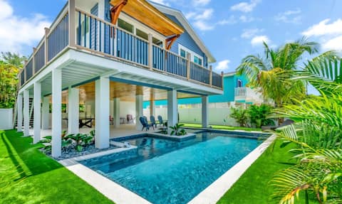 Shore Thing- Beach House w/Pool, Spa & Games