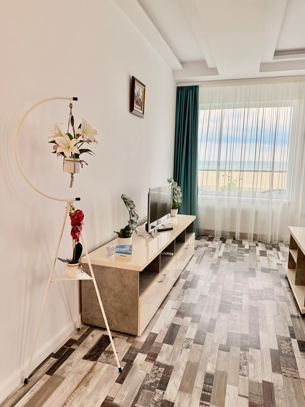 Aqua Vista Aruba - Frontal Sea View — Apartment — sea-view vacation rental at Constanța, Romania, Constanța, Romania — property photo 4 | Aqua Vista Rentals