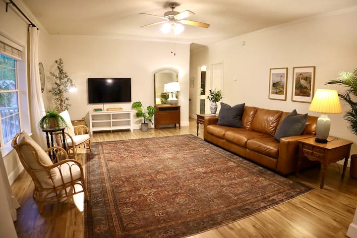 The Gentry Hideaway – A Private Mayberry Retreat - Mount Airy, NC