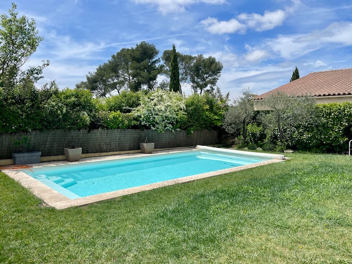 Villa Avec Piscine Et Climatisation - Luynes - 엑상프로방스