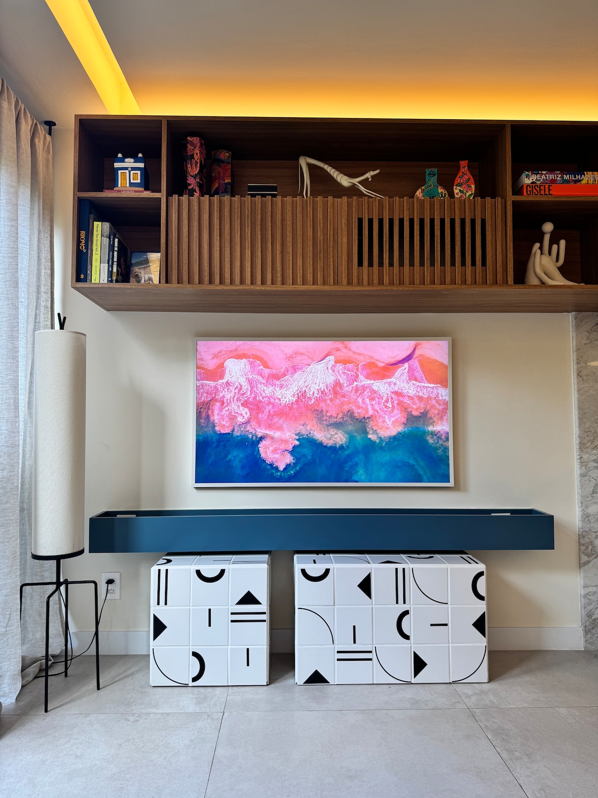 Popular Airbnb listing: Stylish Leblon Apt | 2-Min Walk to Beach & Metro in Leblon