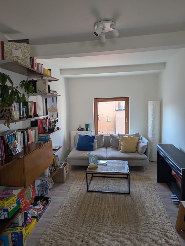 Big Family Duplex In City Centre - Wemmel