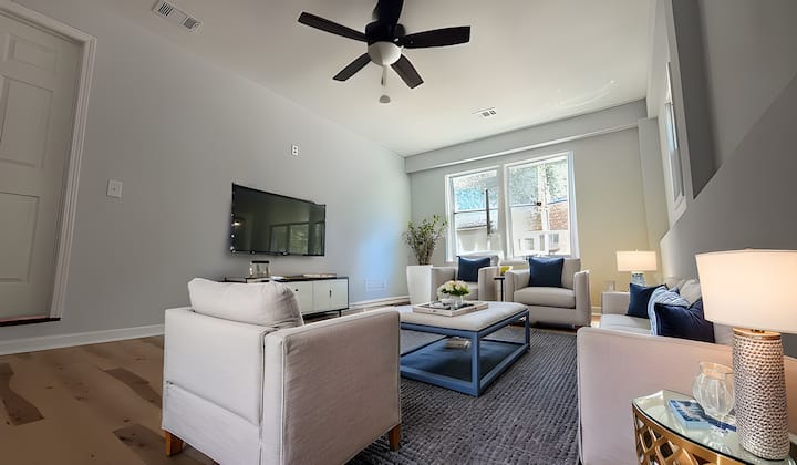 3-br Corporate Stay | Near Piedmont Hospital - Conyers, GA