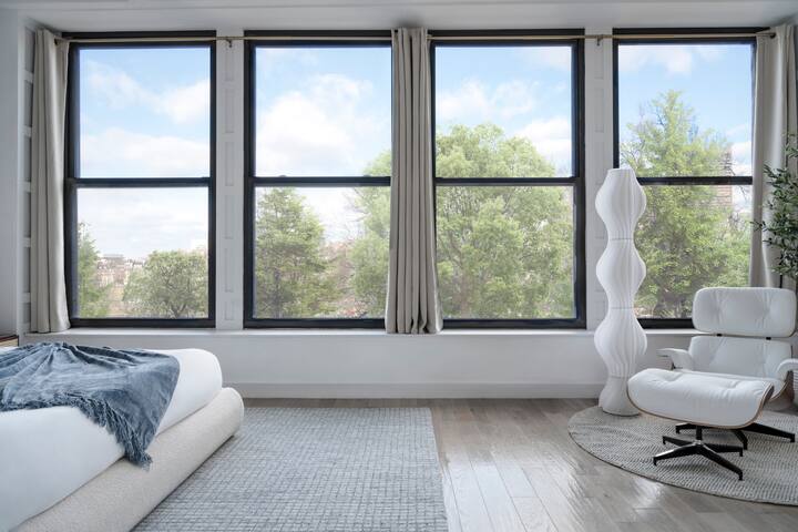 Unmatched Luxury Condo | Iconic Boston Common View gallery image 5