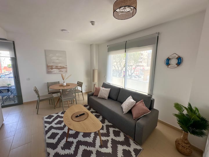 Luminoso Apartamento Con Balcón Envolvente 90º - El Puerto de Santa María