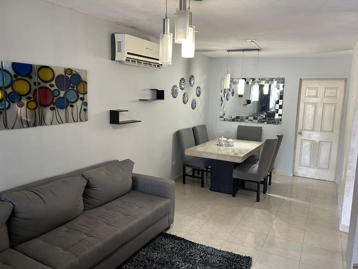 Casa Céntrica En San Nicolás (Facturamos) - Monterrey