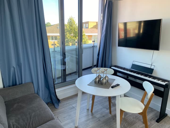 Entire Place In Greater London - Kingston upon Thames