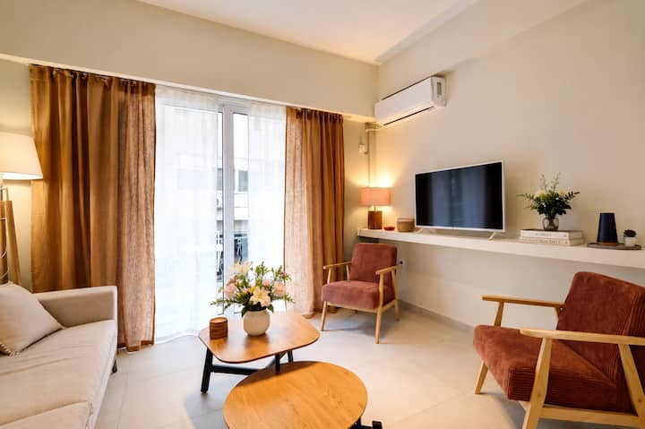 Modern Comfort Meets Bohemian Vibes In Exarcheia - Athènes