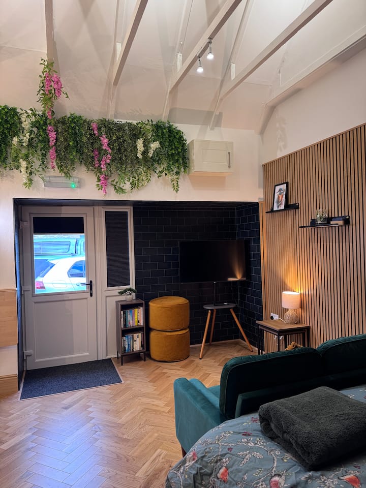 Tiny Home Billy's Den 2026 - Northumberland