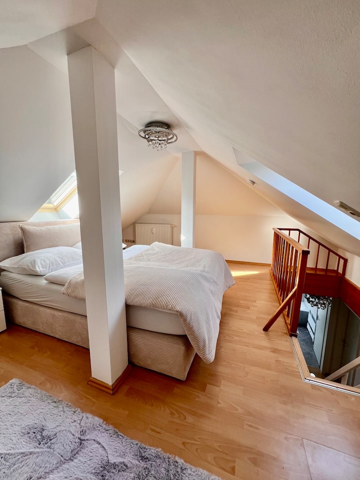Schlafzimmer 2