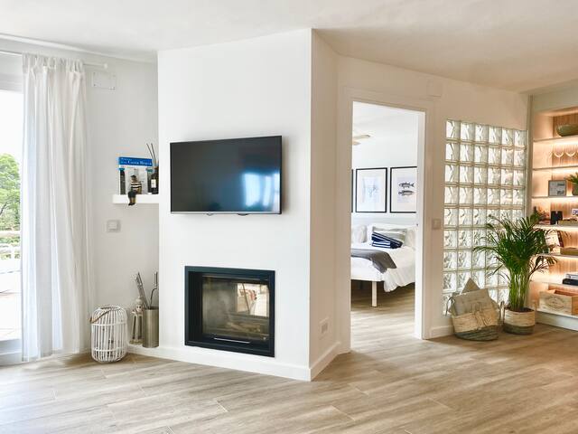 NEW. Apartment Begur Aiguablava Private Beach gallery image 5