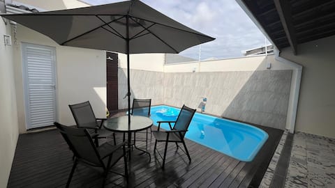 House with Pool and Barbecue Grill, comfort and leisure