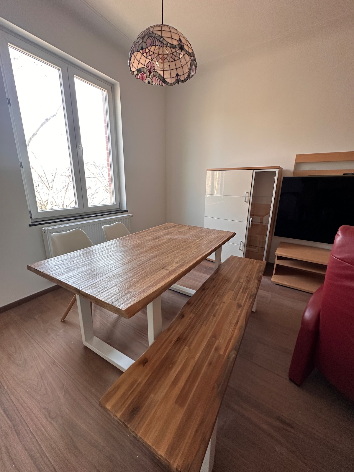 Deluxe apartment next to shopping center