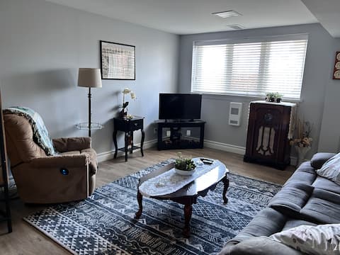 Top performing Airbnb: Quite and cozy one Bedroom Apt STR2526A2927 in Armdale