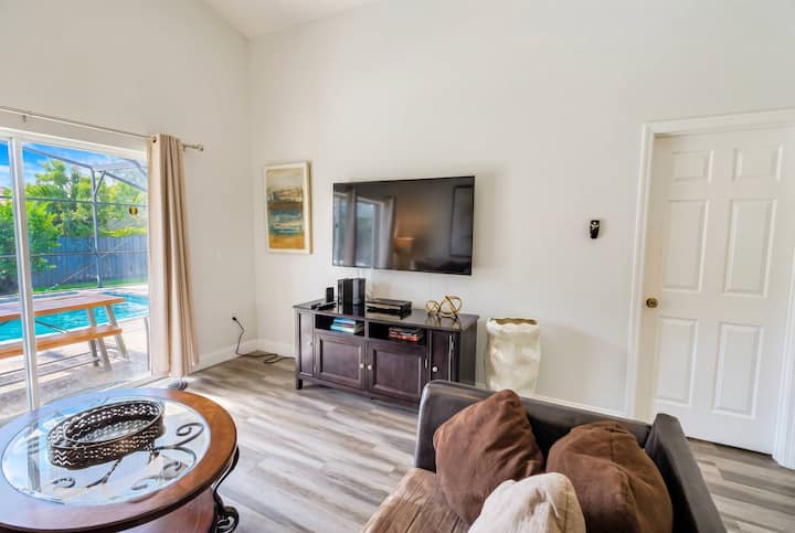 4br Pool Home At Lake Berkley - Kissimmee, FL