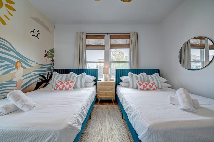  Where surfer girls (and boys) come to recharge.