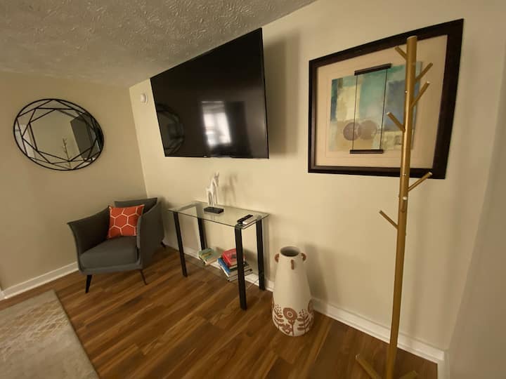 Centrally Located Retreat - Grand Rapids, MI