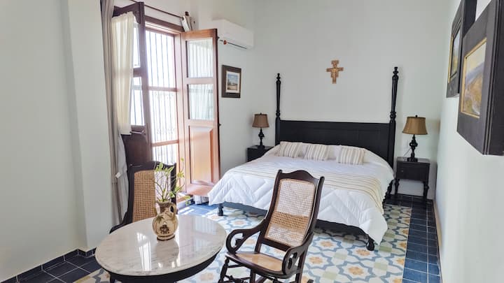 Schlafzimmer 2