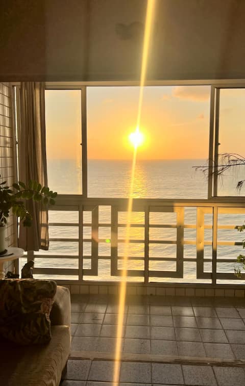 Oceanfront Apartment