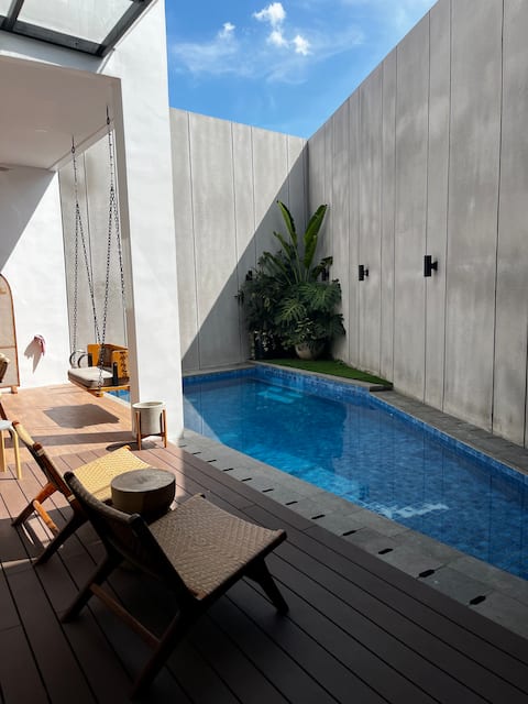 Kokiya Villa 4BR w/ Pool for Family
