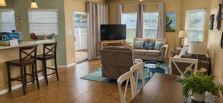 Summer Escape | Walk To Beach, Pools& Golf - Destin, FL