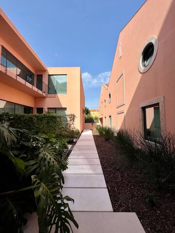 Contemporary Restelo Apartment gallery image 3