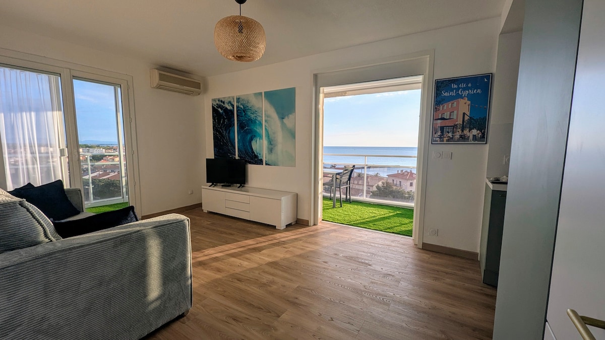 Propriété Airbnb réussie: Wake up facing the sea à Saint Cyprien