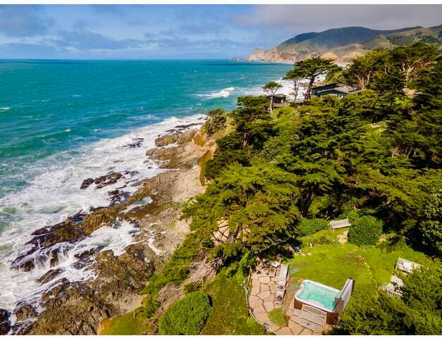 Spectacular California Ocean Front Home!