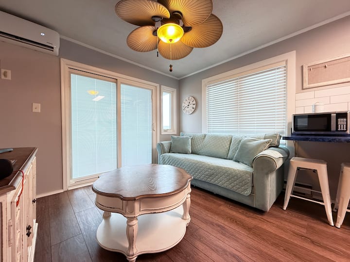 Dockside Escape 1 Bedroom Condo - Ocean City, MD