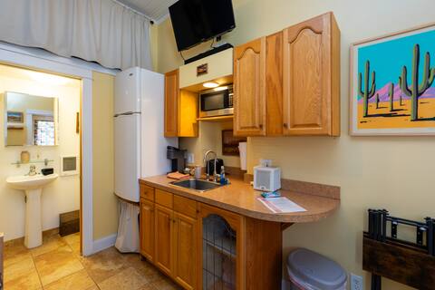 Successful Airbnb property: Wills House-Saguaro Suite in Bisbee