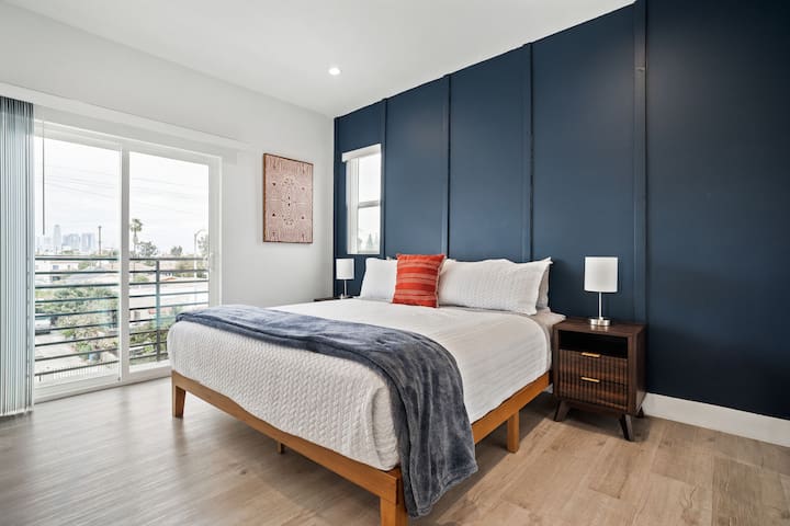 Centrally Located Home: DTLA, USC, Crypto Arena