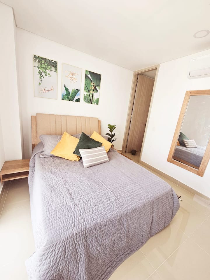 Dvojposteľová izba s vlastným balkónom, kde nájdete mesiace na to, aby ste videli najkrajšie západy slnka