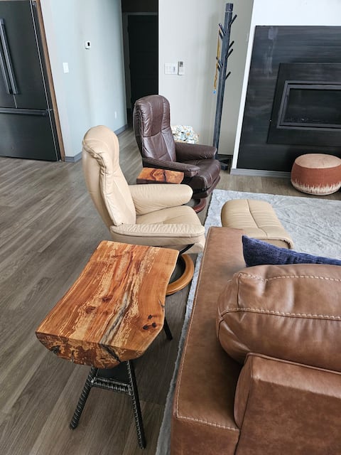 Popular Airbnb listing: Gem Lane House in Helena Flats