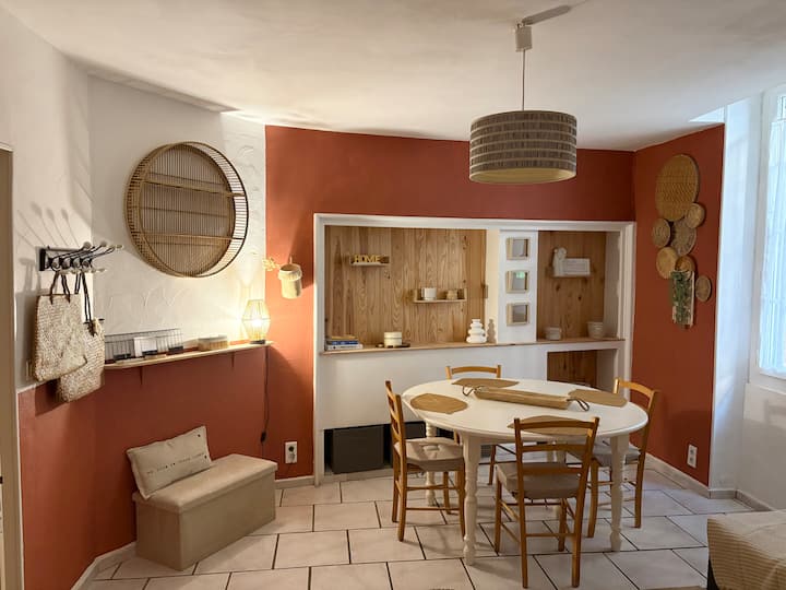 Bel Appartement Climatisé Dans Quartier Historique - Orange