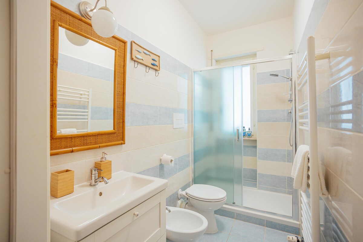 Departamento Dimora Vittoria - Apartamentos en alquiler en Montesilvano,  Abruzzo, Italia - Airbnb, image size:1200x800