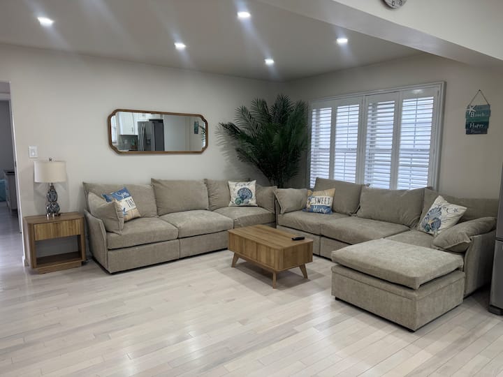 Beautiful Renovated Beach House - Bay Head, NJ