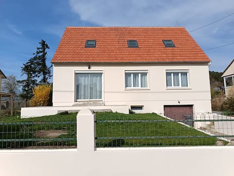 Quiet detached house