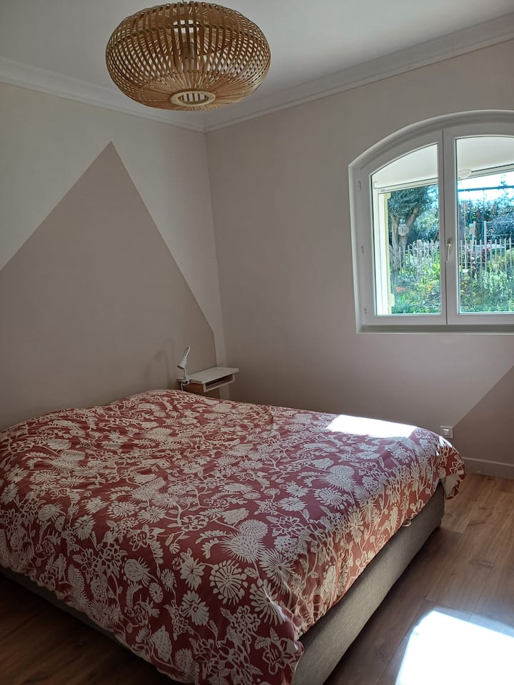 غرفة النوم 2