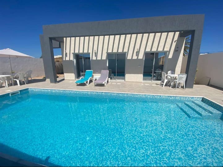 Villa Avec Piscine Bien Située. - 傑爾巴島