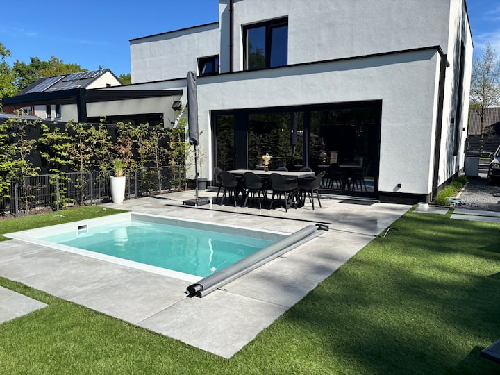 Luxury home in National Park with heated pool