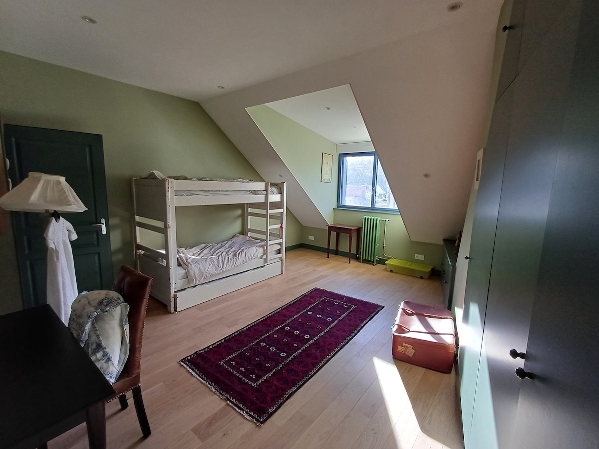 غرفة النوم 2