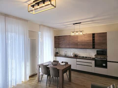 Casa Giulia
[Garage Parking & Terrace]