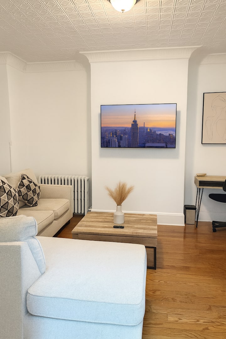 Jersey City Gem Near Metlife/nyc - 2 Bedroom - Secaucus, NJ