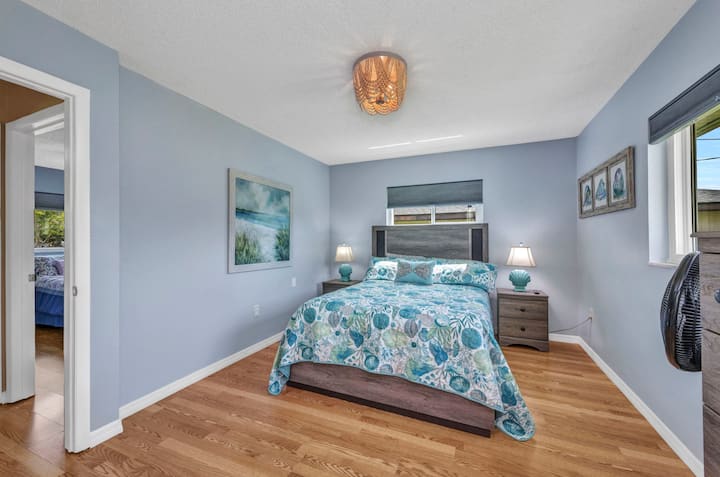 מיטה חשמלית מתכווננת 