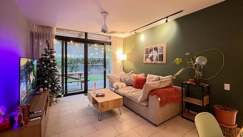 Cozy Apt | Pool, Garden, Terrace & Home Office
