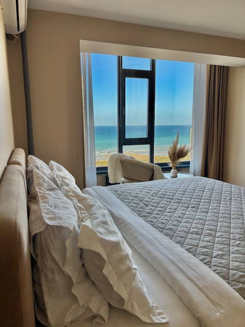 Apartment with sea view